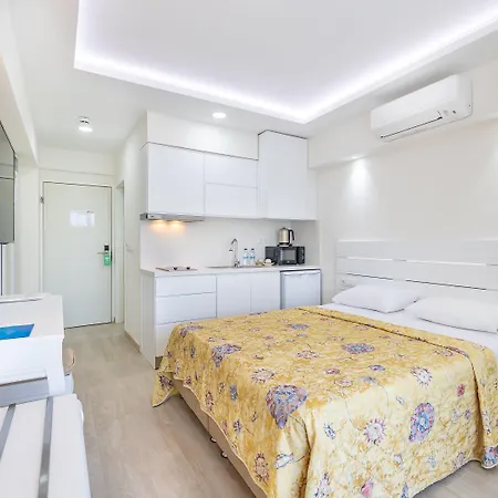 Princess Kinli Apartahotel